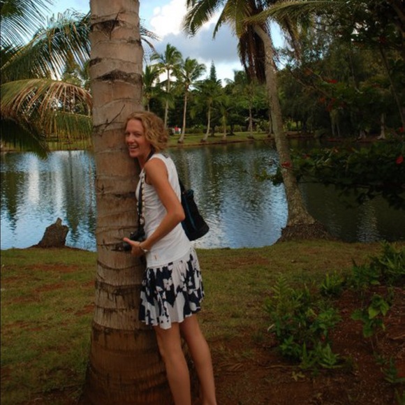 Meet your Posher, Brenda - Picture 1 of 1